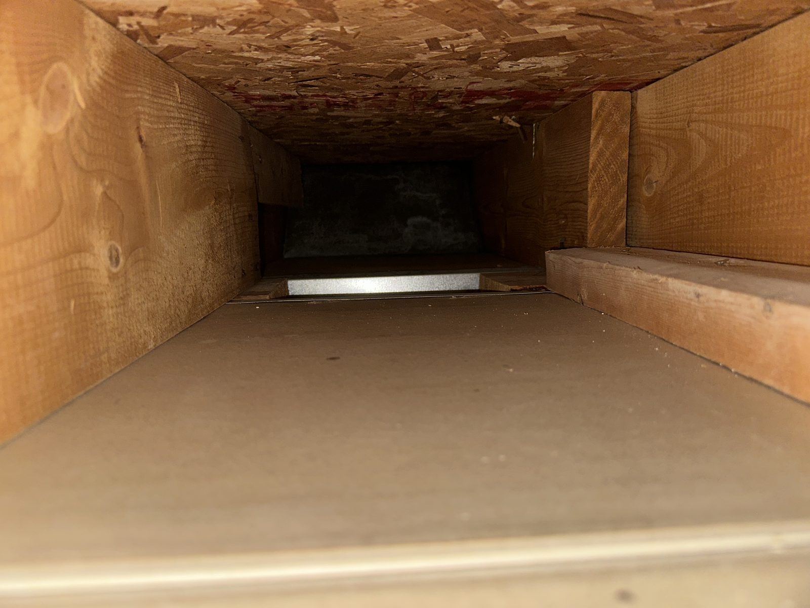 The same air duct clean and clear after professional cleaning