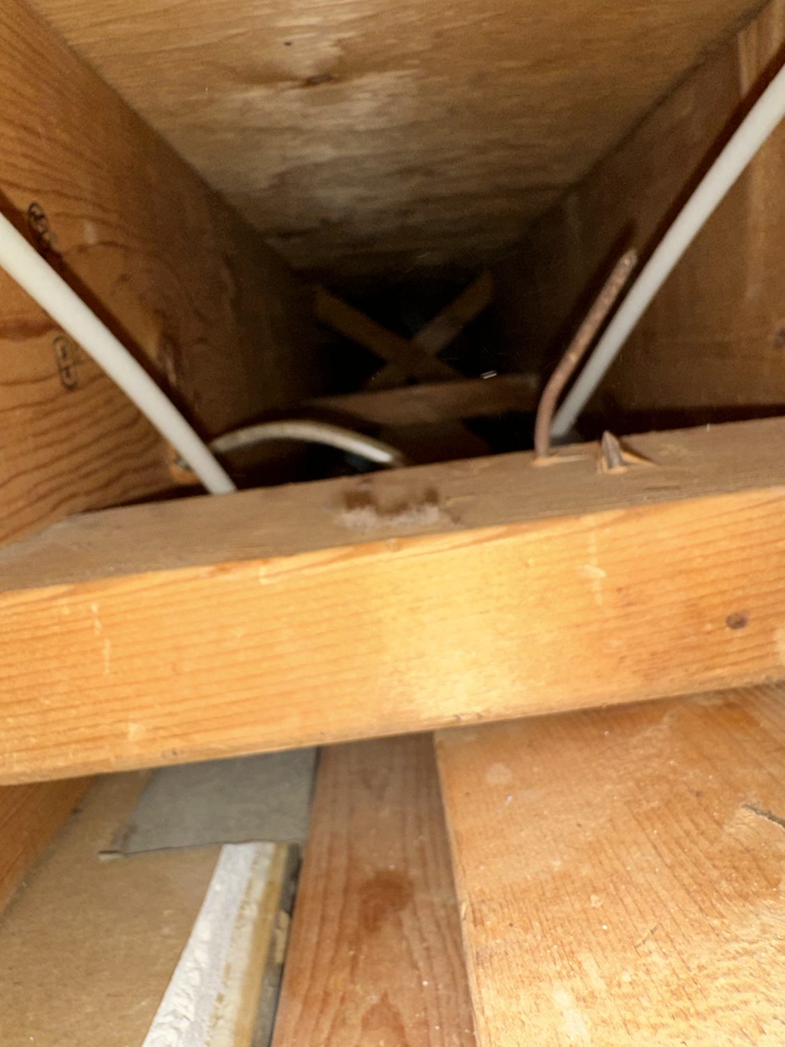 The same vent cleaned and restored after service